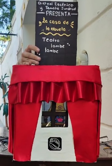 Teatro Lambe Lambe